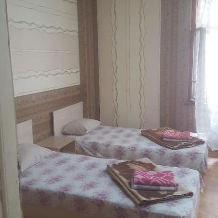 Hostel Alex 1 Sofia Bagian luar foto